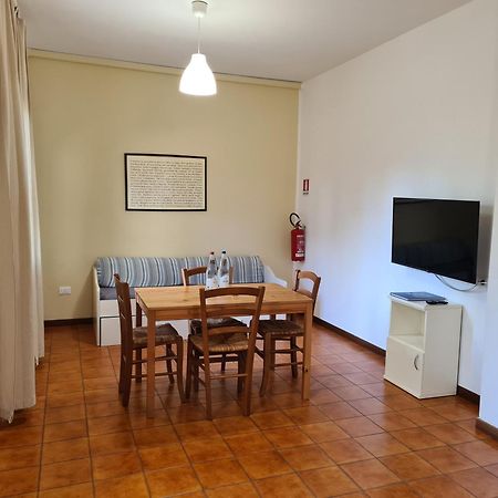 Caletta Apartments カスティリョンチェッロ エクステリア 写真